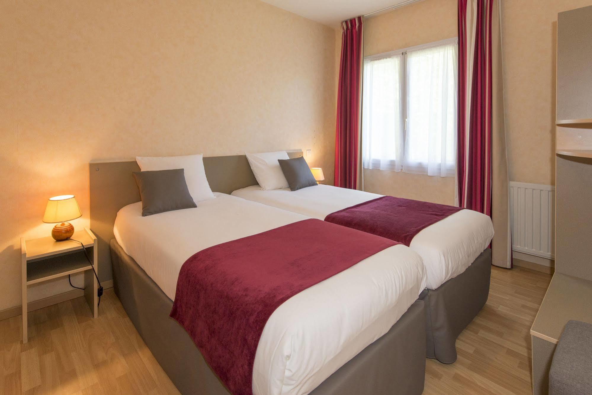 The Originals City, Hotel La Saulaie, Saumur Ouest 두라퐁테인 외부 사진